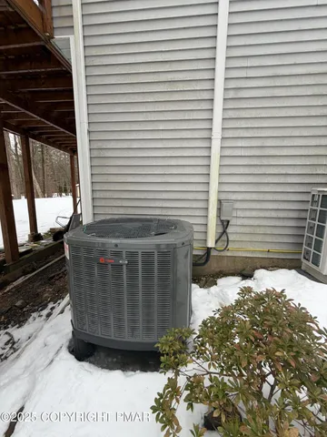 $450,000 | 606 Rimrock Road, Bartonsville, PA 18321