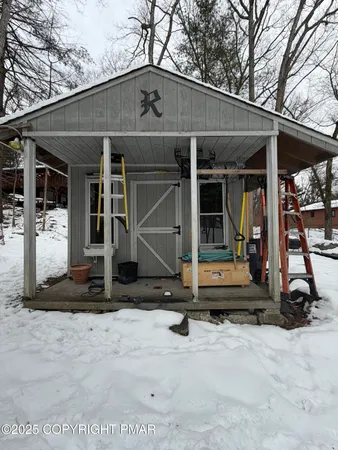 $450,000 | 606 Rimrock Road, Bartonsville, PA 18321