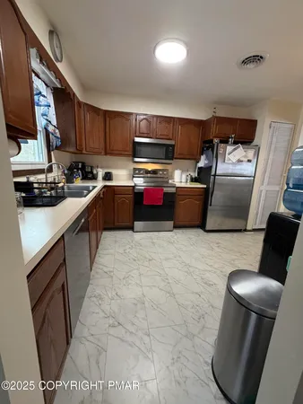 $450,000 | 606 Rimrock Road, Bartonsville, PA 18321