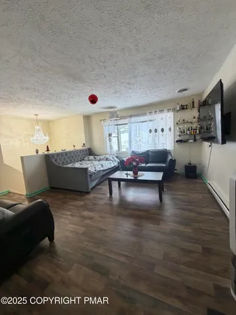 $450,000 | 606 Rimrock Road, Bartonsville, PA 18321