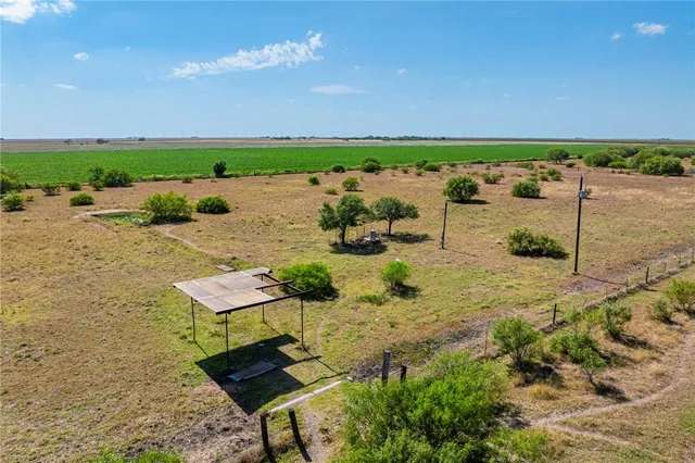 $490,000 | 8579 County Road 1839, Sinton, TX 78387