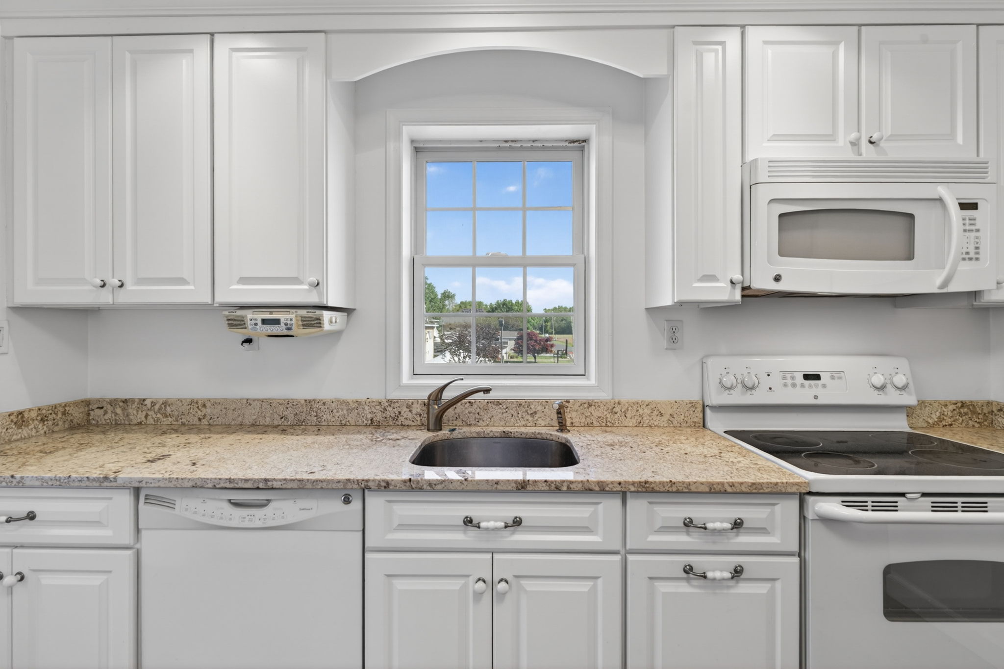 3500 Galloway Road Baltimore, MD 21220 - Photo 79 of 92 Bright and airy modern. guest house kitchen space.