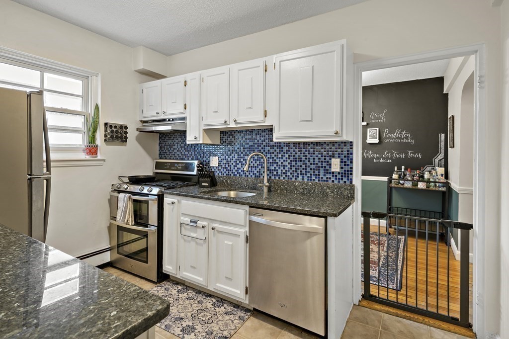 652 Washington Street, Unit 1 Brookline, MA 02446 - Photo 6 of 17