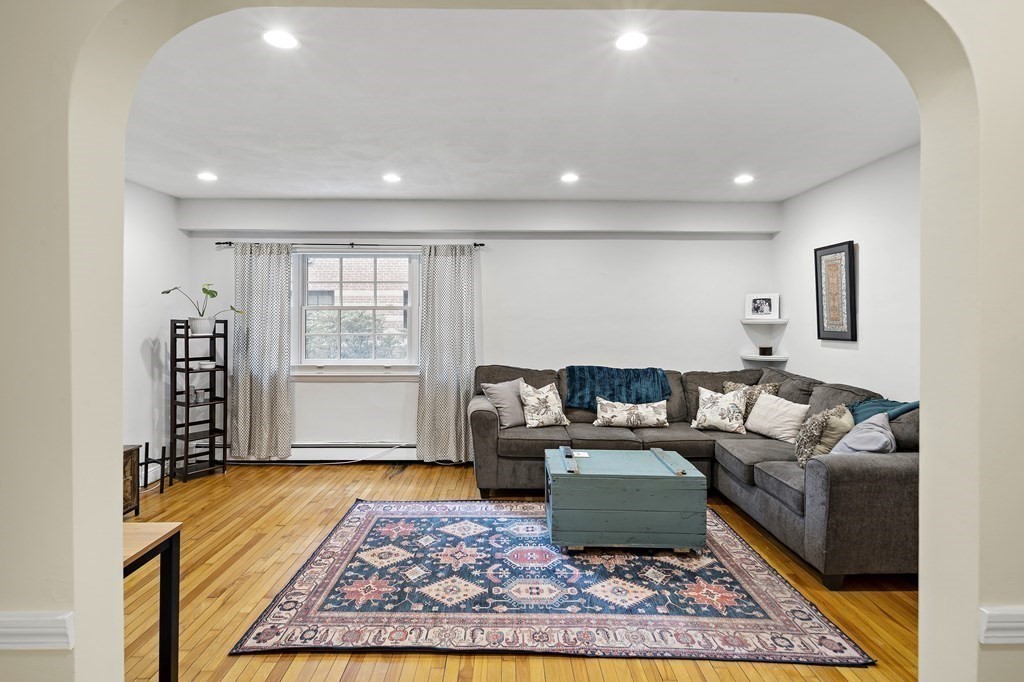 652 Washington Street, Unit 1 Brookline, MA 02446 - Photo 7 of 17