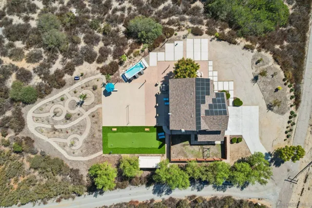 $999,000 | 31510 Valley Center Road, Valley Center, CA 92082