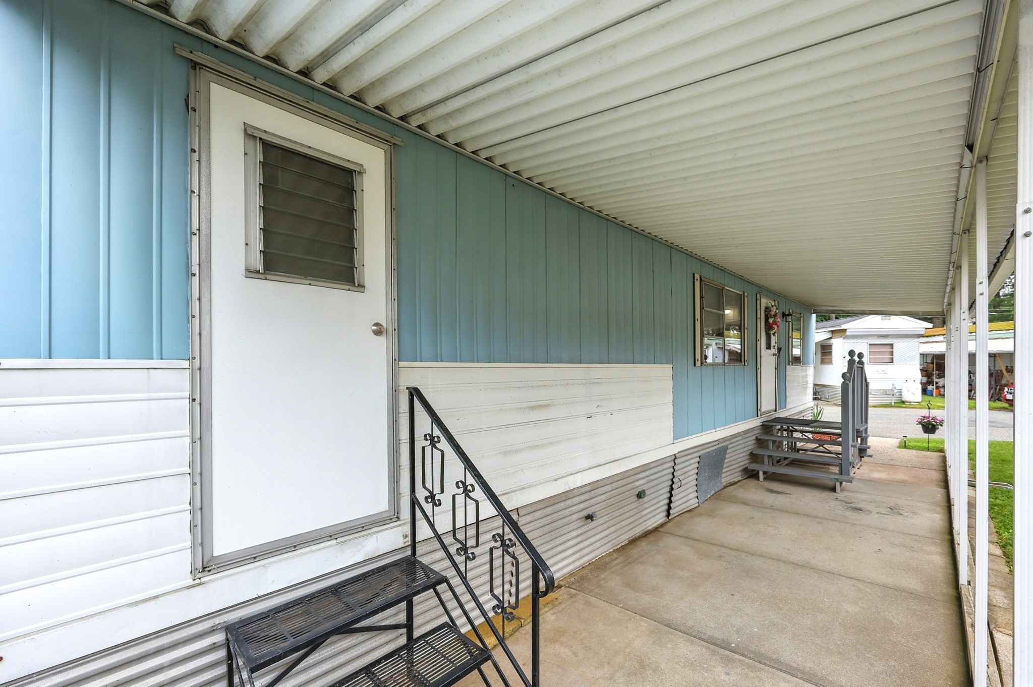 404 Southwick Road, Unit 32 Westfield, MA 01085 - Photo 5 of 32 Gallery Image 5