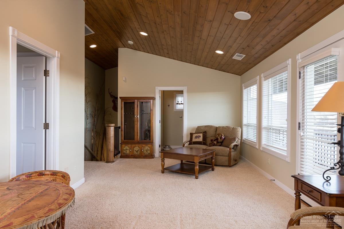 18021 Southwest McCafferty Road Powell Butte, OR 97753 - Photo 21 of 25 Additional Photo