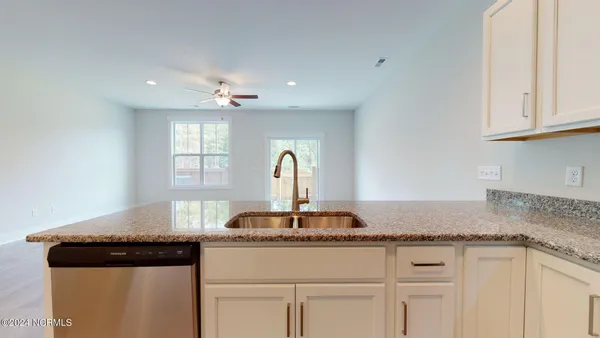 $1,850 | 28 Aspen Road, Hampstead, NC 28443