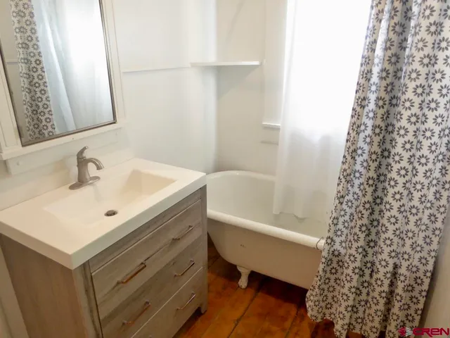 a view of an entryway of house