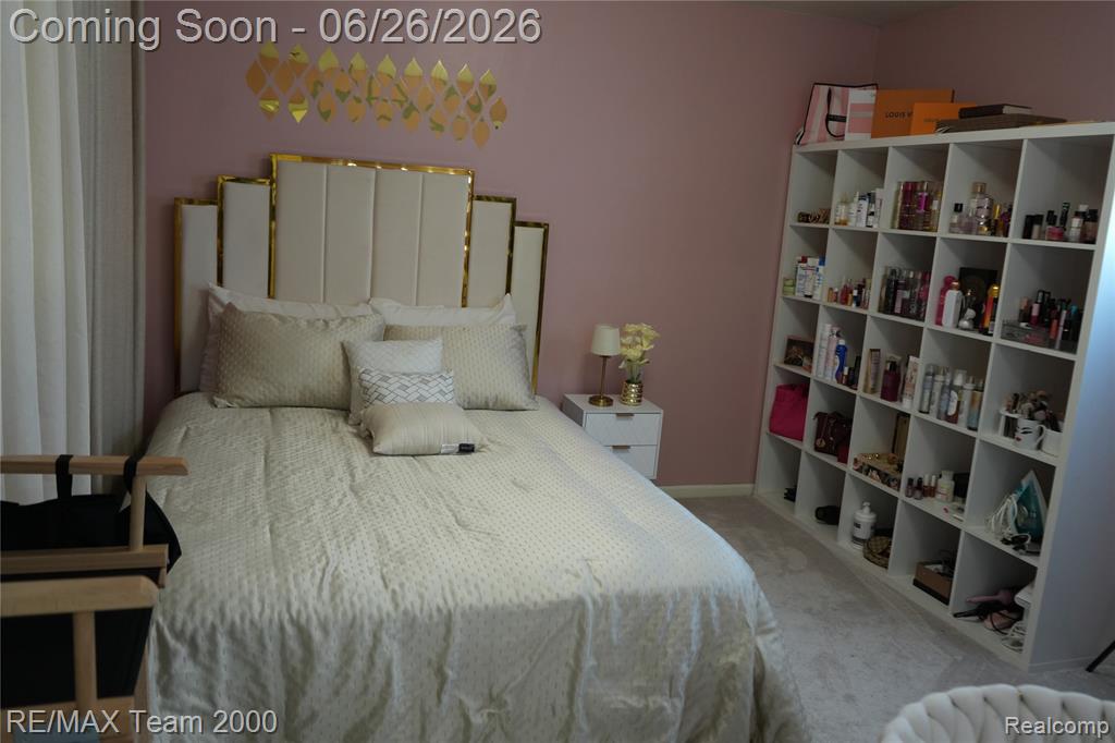 6426 Chase Road Dearborn, MI 48126 - Photo 17 of 35