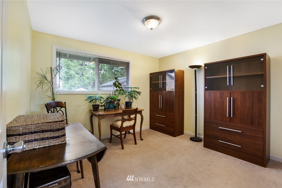2710 R Street Southeast Auburn, WA 98002 - Photo 12 of 18 Gallery Image 12