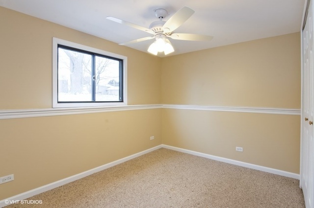 2025 Savannah Road Elgin, IL 60123 - Photo 11 of 15