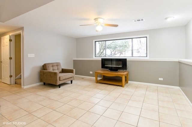 2025 Savannah Road Elgin, IL 60123 - Photo 7 of 15