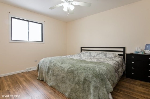 2025 Savannah Road Elgin, IL 60123 - Photo 9 of 15