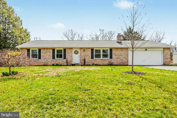 $329,900 | 23 Dewalt Drive, Mechanicsburg, PA 17050