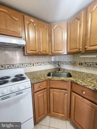 $3,495 | 5419 Sargent Road, Hyattsville, MD 20782