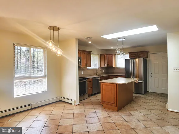 $3,495 | 5419 Sargent Road, Hyattsville, MD 20782