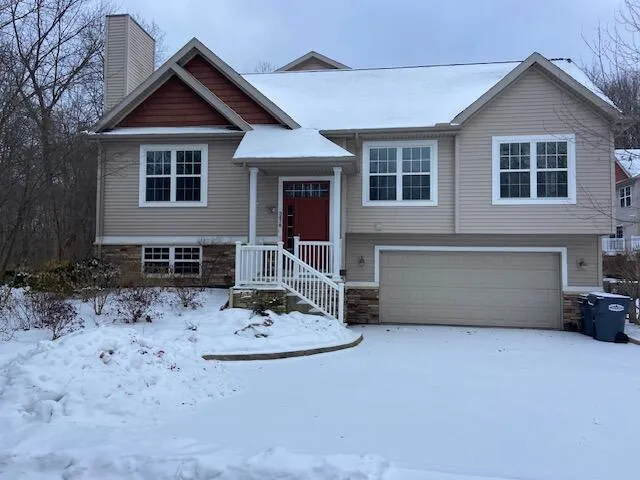 $339,000 | 3478 Rivers Edge Dr., St. Joseph, MI 49085