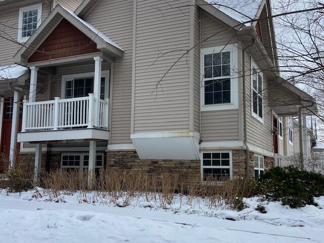 3478 Rivers Edge Dr. St. Joseph, MI 49085 - Photo 5 of 20 IMG_5911