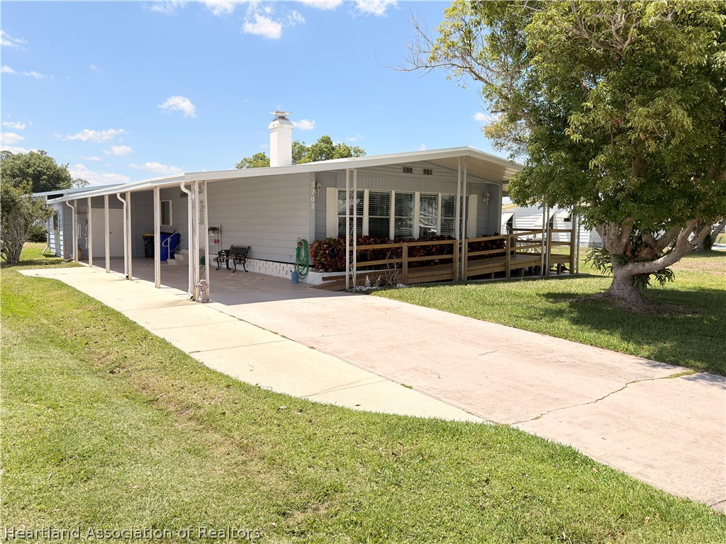 2202 Bahama Road Sebring, FL 33870 - Photo 1 of 31 Gallery Image 1