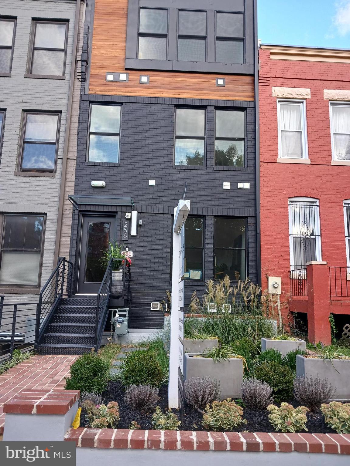 256 15th Street Southeast, Unit 1 Washington, DC 20003 - Photo 1 of 2