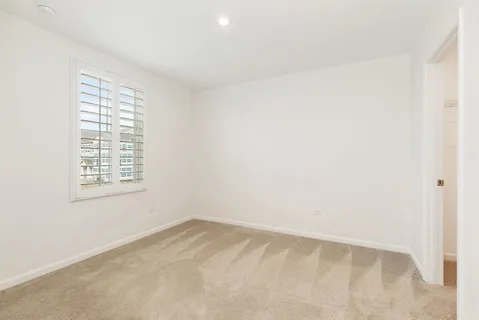 $430,000 | 890 Larkspur Lane, Hampshire, IL 60140