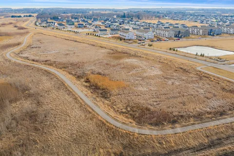 $430,000 | 890 Larkspur Lane, Hampshire, IL 60140