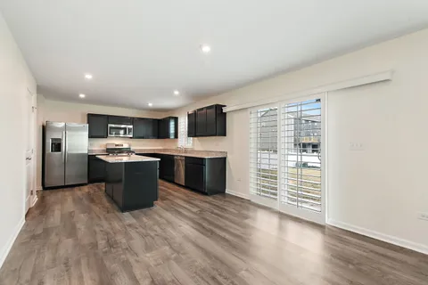 $430,000 | 890 Larkspur Lane, Hampshire, IL 60140