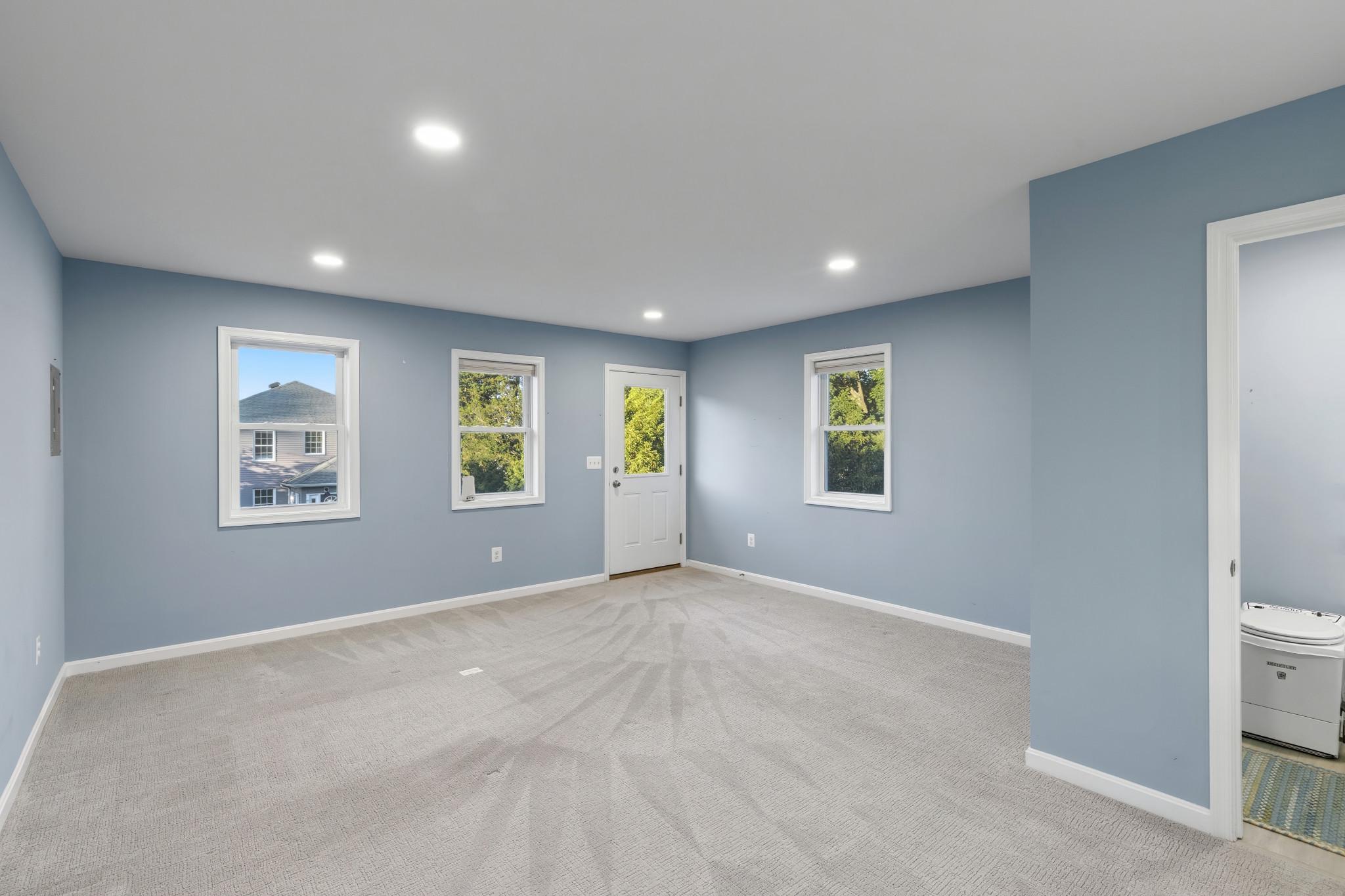 310 Magothy Road Severna Park, MD 21146 - Photo 28 of 38 a view of an empty room with a window