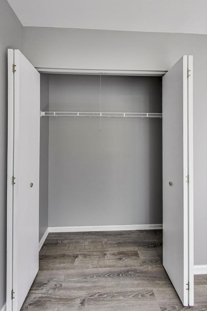 383 Cascade Lane Oswego, IL 60543 - Photo 26 of 35 a view of an empty room