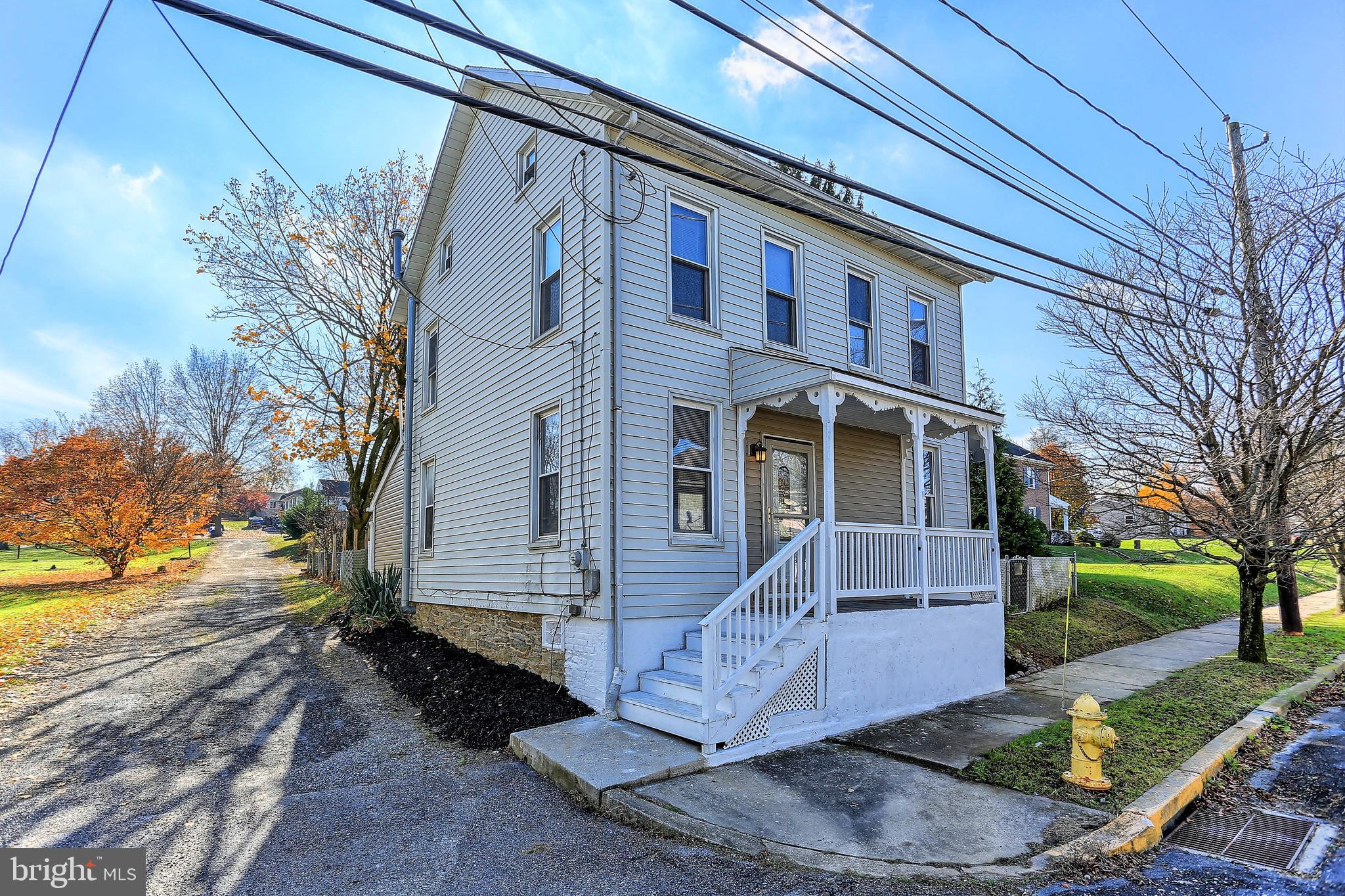 22 Hanover Street Spring Grove, PA 17362 - Photo 3 of 36