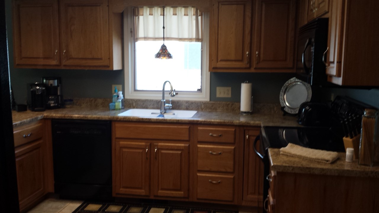 10519 Bay Bridge Road Fort Wayne, IN 46845 - Photo 4 of 24 Gallery Image 4