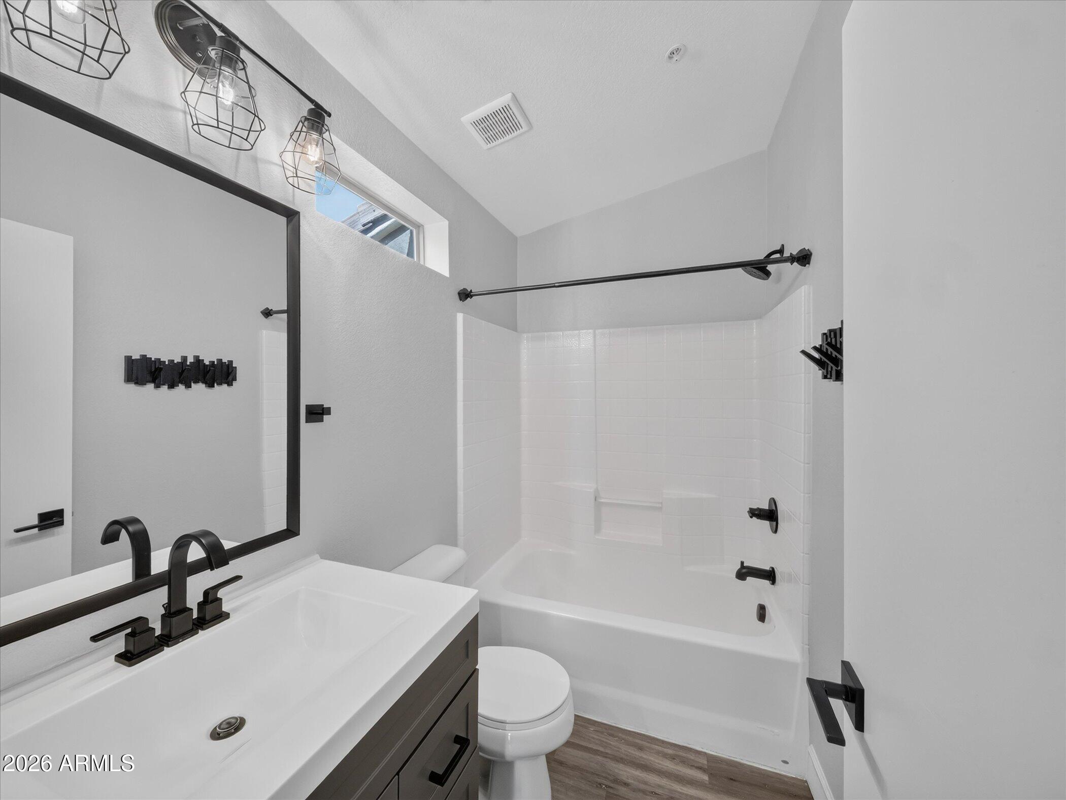 280 South Evergreen Road, Unit 1383 Tempe, AZ 85288 - Photo 22 of 35 Second Bathroom