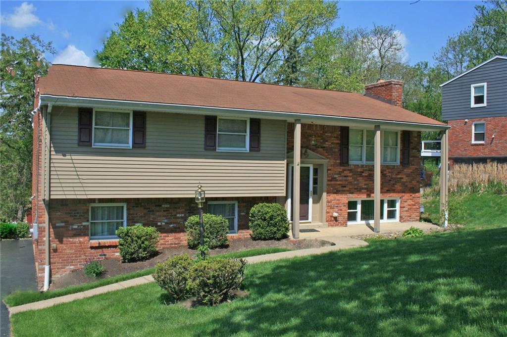 538 Center Church Road Canonsburg, PA 15317 - Photo 1 of 25 This stylish home is ready to MOVE RIGHT IN!!! GREAT LOCATION...walk to Peters Lake Park!