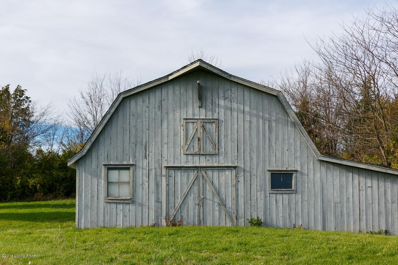 4301 Hopewell Road Louisville, KY 40299 - Photo 26 of 27 Picturesque Dutch colonial barn