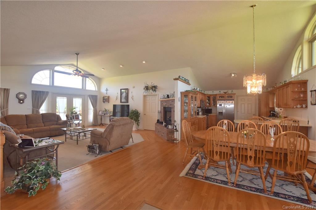 1336 Alexander Road Leicester, NC 28748 - Photo 5 of 21 Gallery Image 5