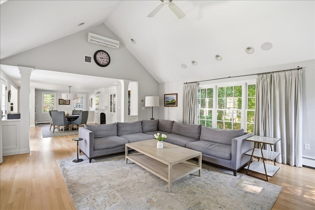 12 Stagecoach Road Hingham, MA 02043 - Photo 7 of 40