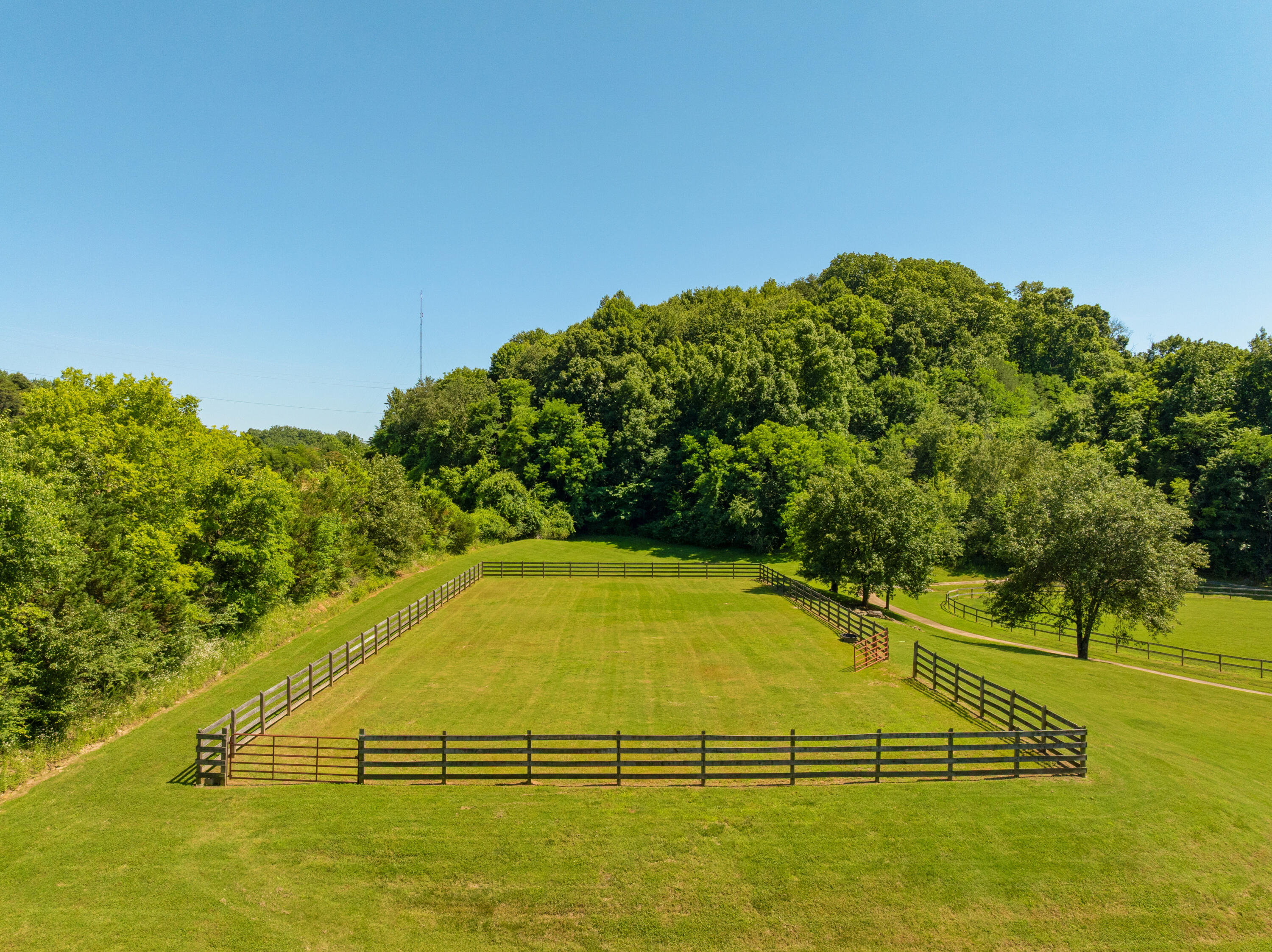 527 Reads Lake Road Chattanooga, TN 37415 - Photo 73 of 100 27 - 527 Reads Lake - Drone