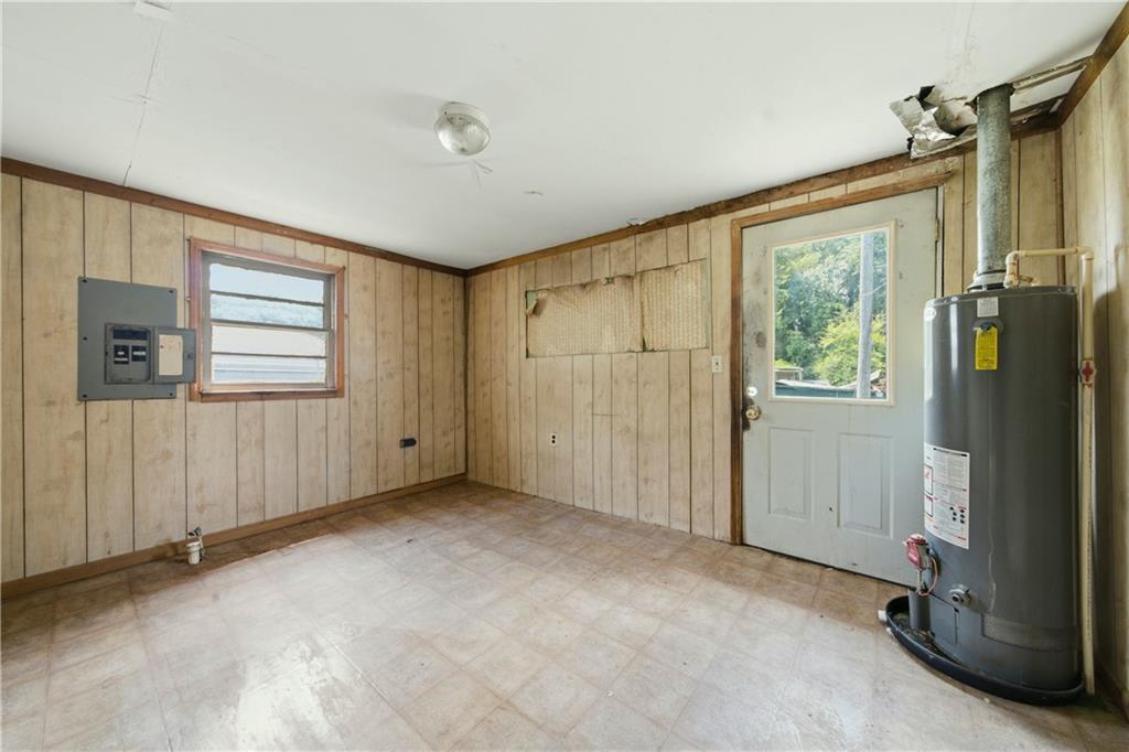 535 Kent Street Bowdon, GA 30108 - Photo 7 of 21