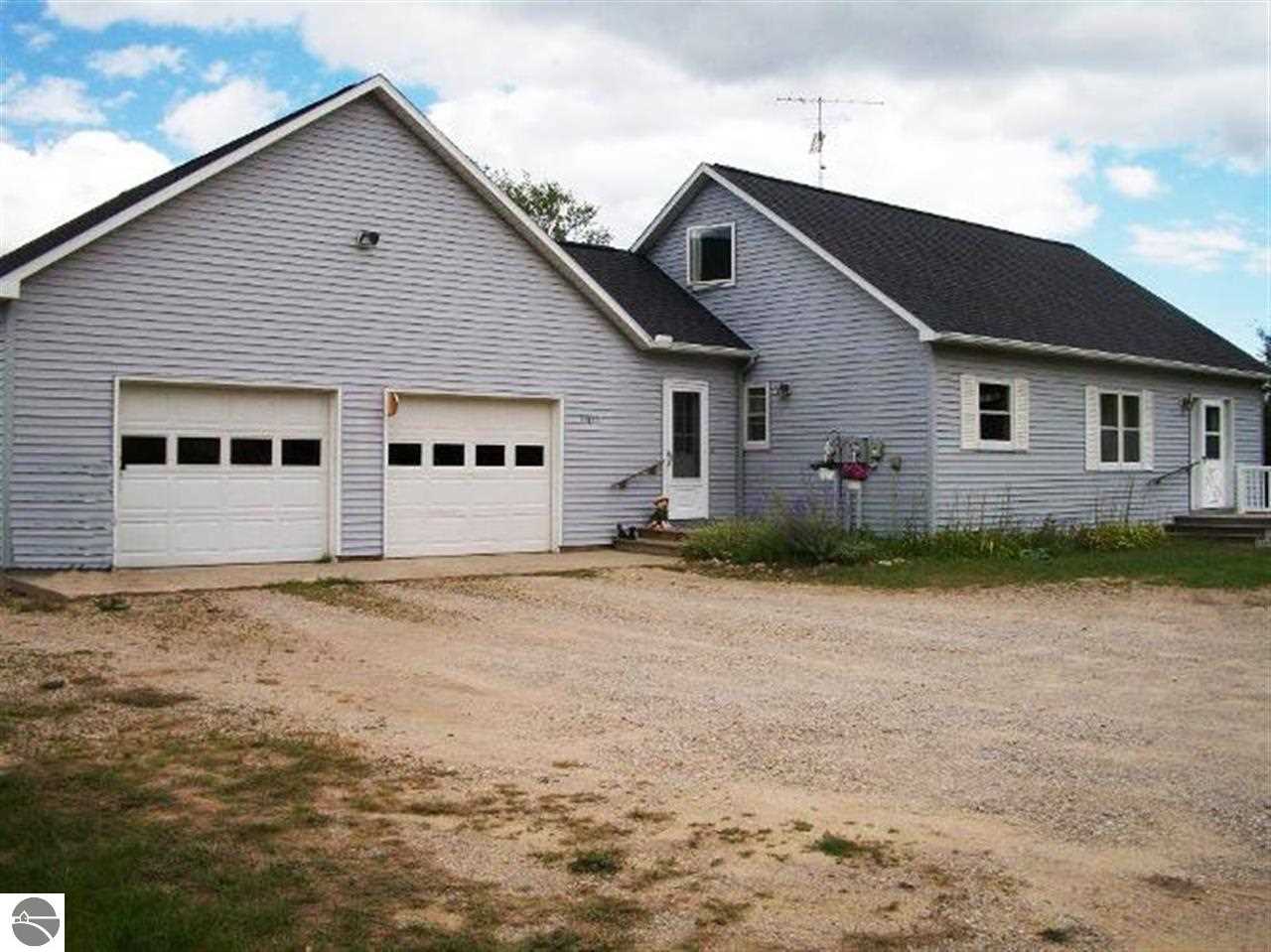 11611 South Cedar Road Cedar, MI 49621 - Photo 7 of 21 1775567-6.JPG