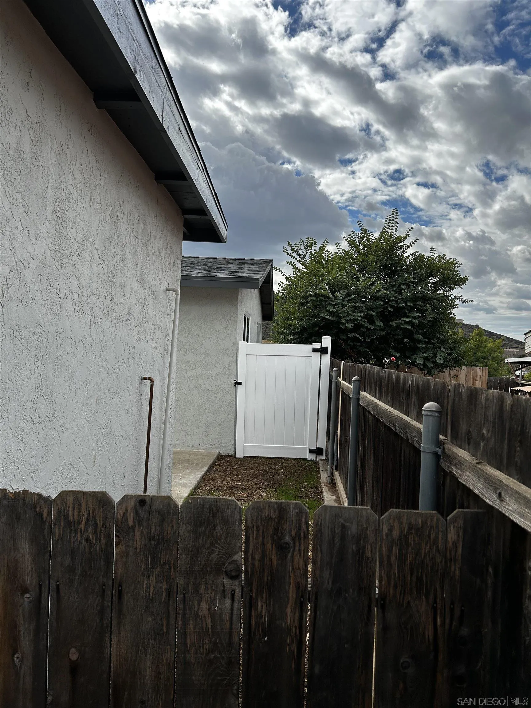 9136 Northcote Road Santee, CA 92071 - Photo 23 of 33 a view of outdoor space and deck