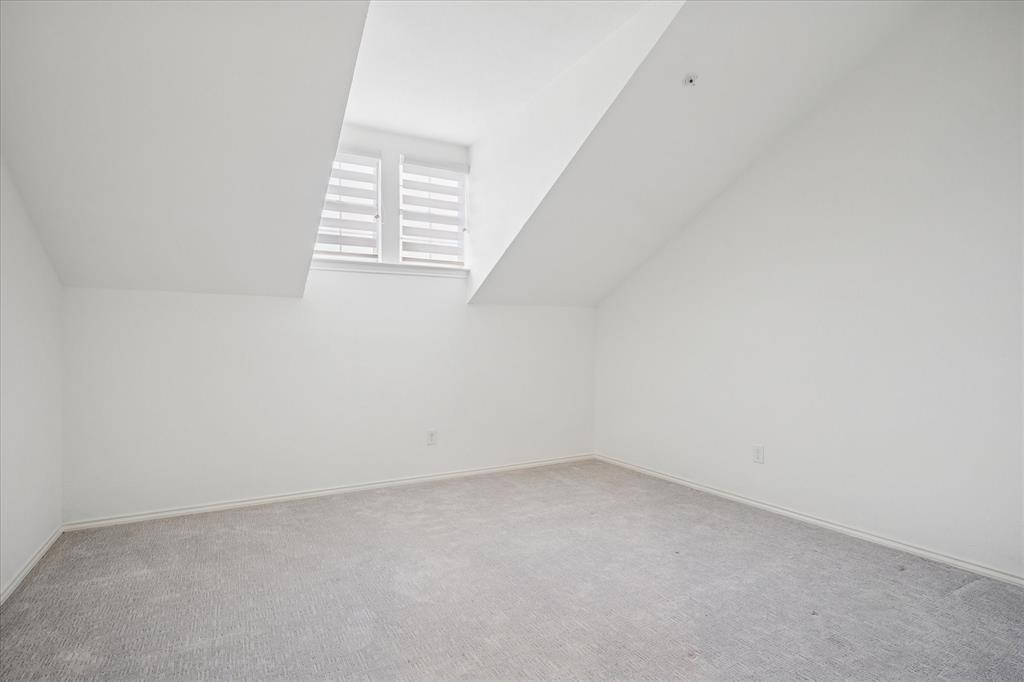 5565 Preston Oaks Road, Unit 262 Dallas, TX 75254 - Photo 18 of 19 Second floor bedroom