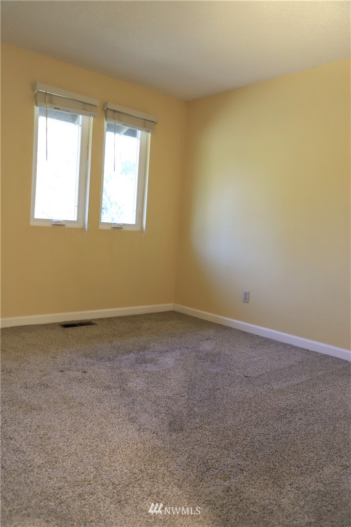 17119 163rd Place Southeast Renton, WA 98058 - Photo 14 of 25 Gallery Image 14