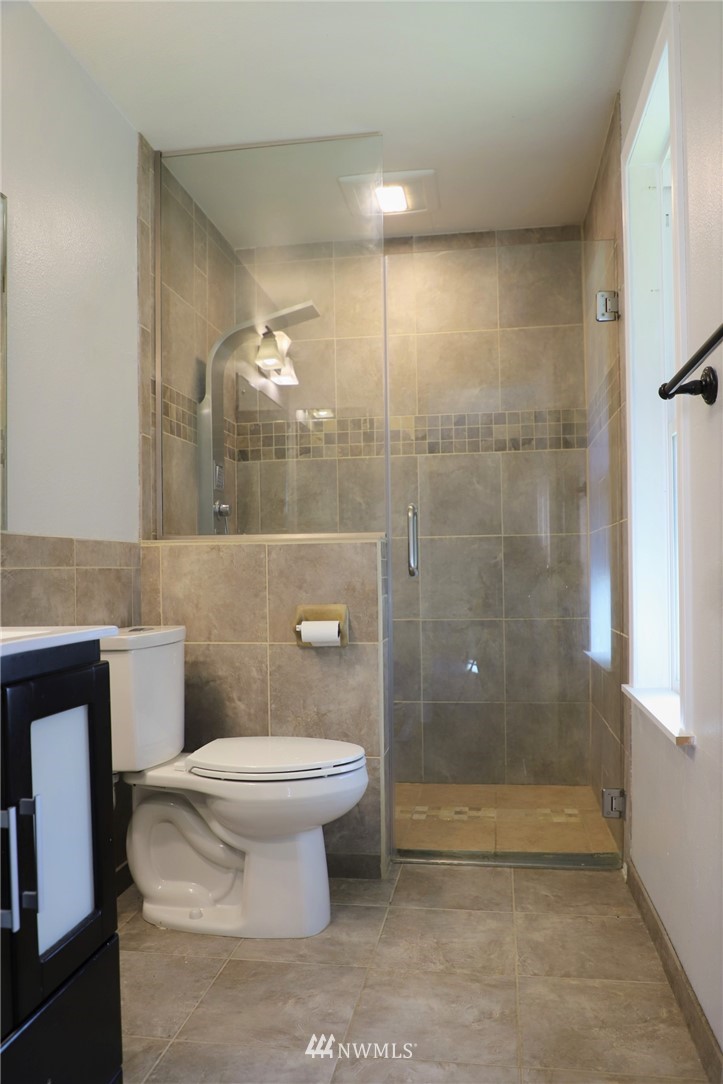 17119 163rd Place Southeast Renton, WA 98058 - Photo 18 of 25 Gallery Image 18