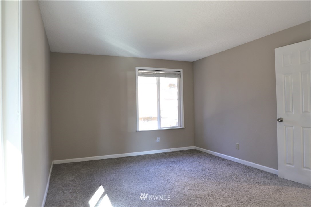 17119 163rd Place Southeast Renton, WA 98058 - Photo 19 of 25 Gallery Image 19