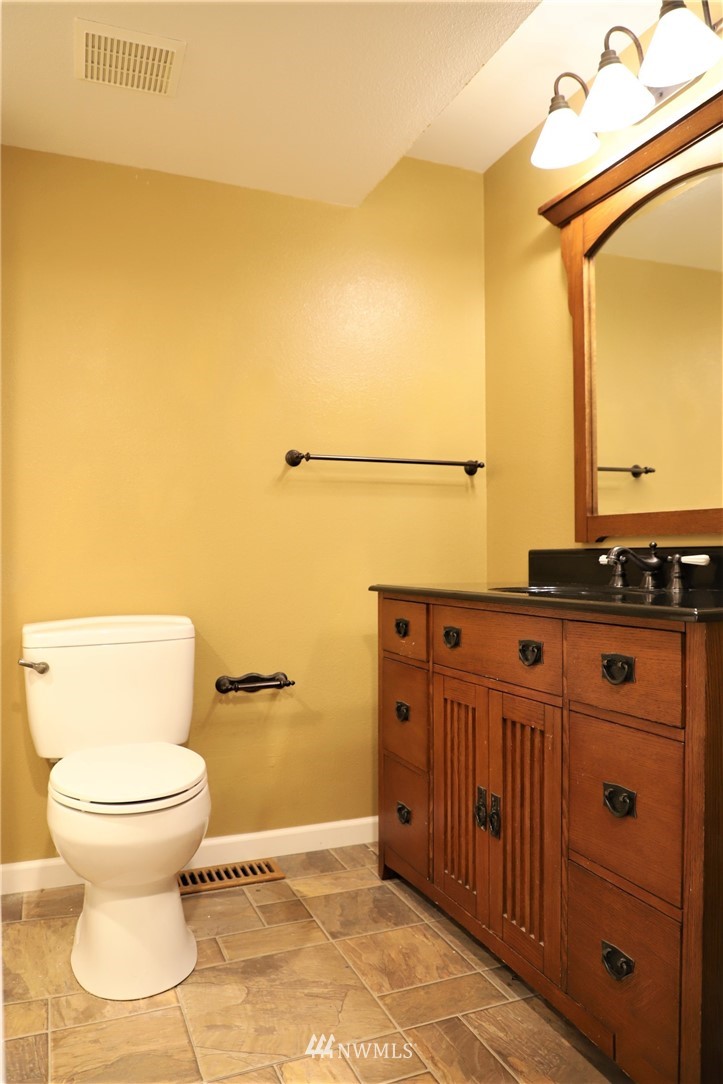 17119 163rd Place Southeast Renton, WA 98058 - Photo 20 of 25 Gallery Image 20