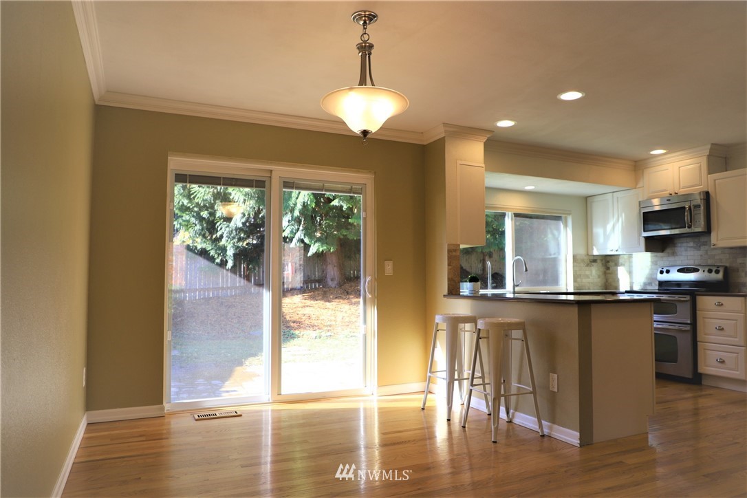 17119 163rd Place Southeast Renton, WA 98058 - Photo 10 of 25 Gallery Image 10