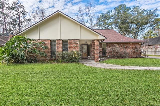 387 Cross Gates Boulevard Slidell, LA 70461 - Photo 2 of 22
