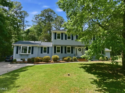 $735,000 | 304 Plum Lane, Chapel Hill, NC 27517