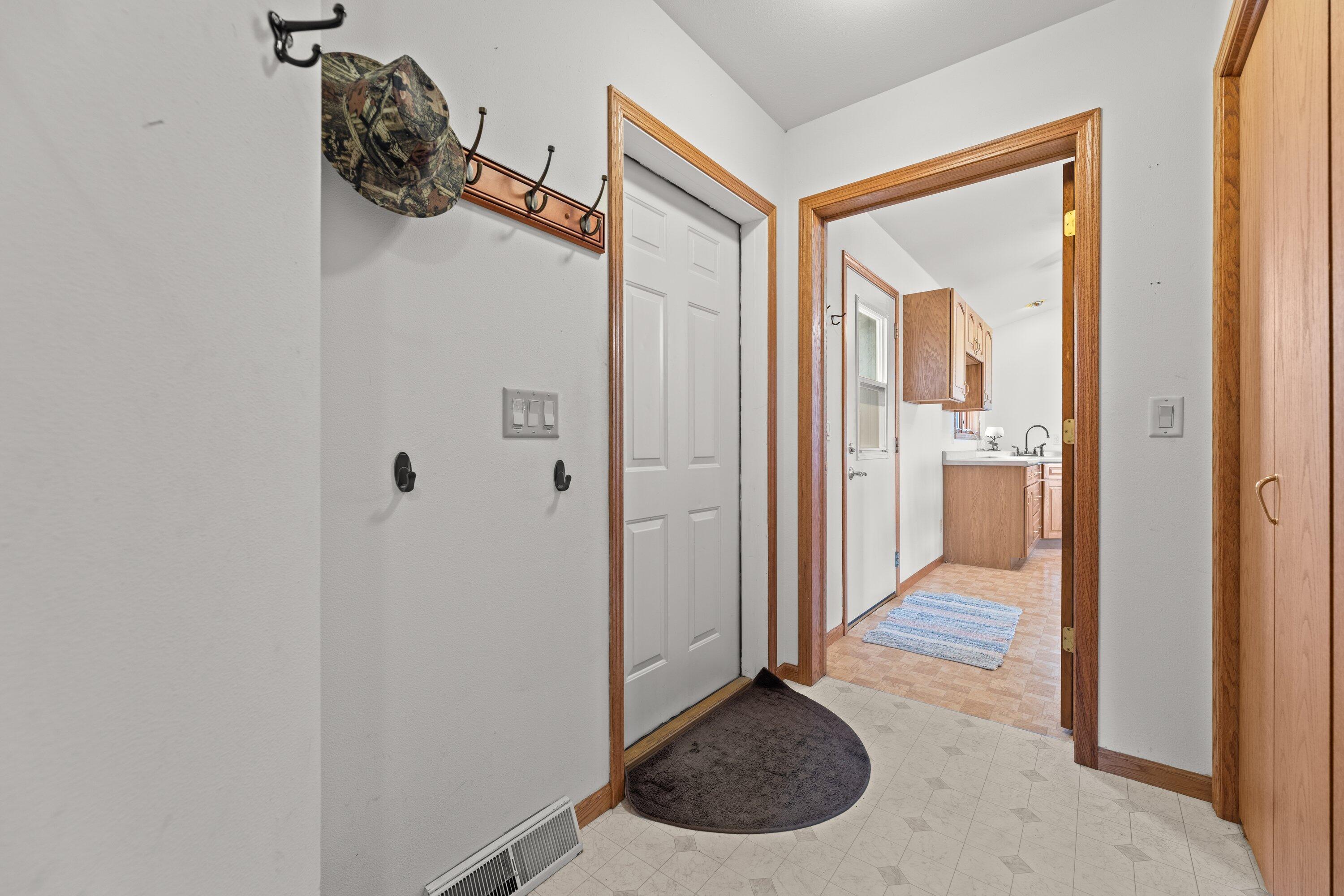 7293 Aurora Road Addison, WI 53090 - Photo 39 of 95 mudroom off of garage entry